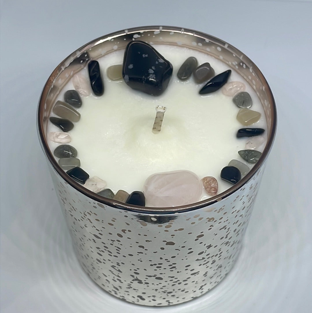 Shadow Healing – Reiki-Infused Dark Crystal Candle for Inner Work & Transformation