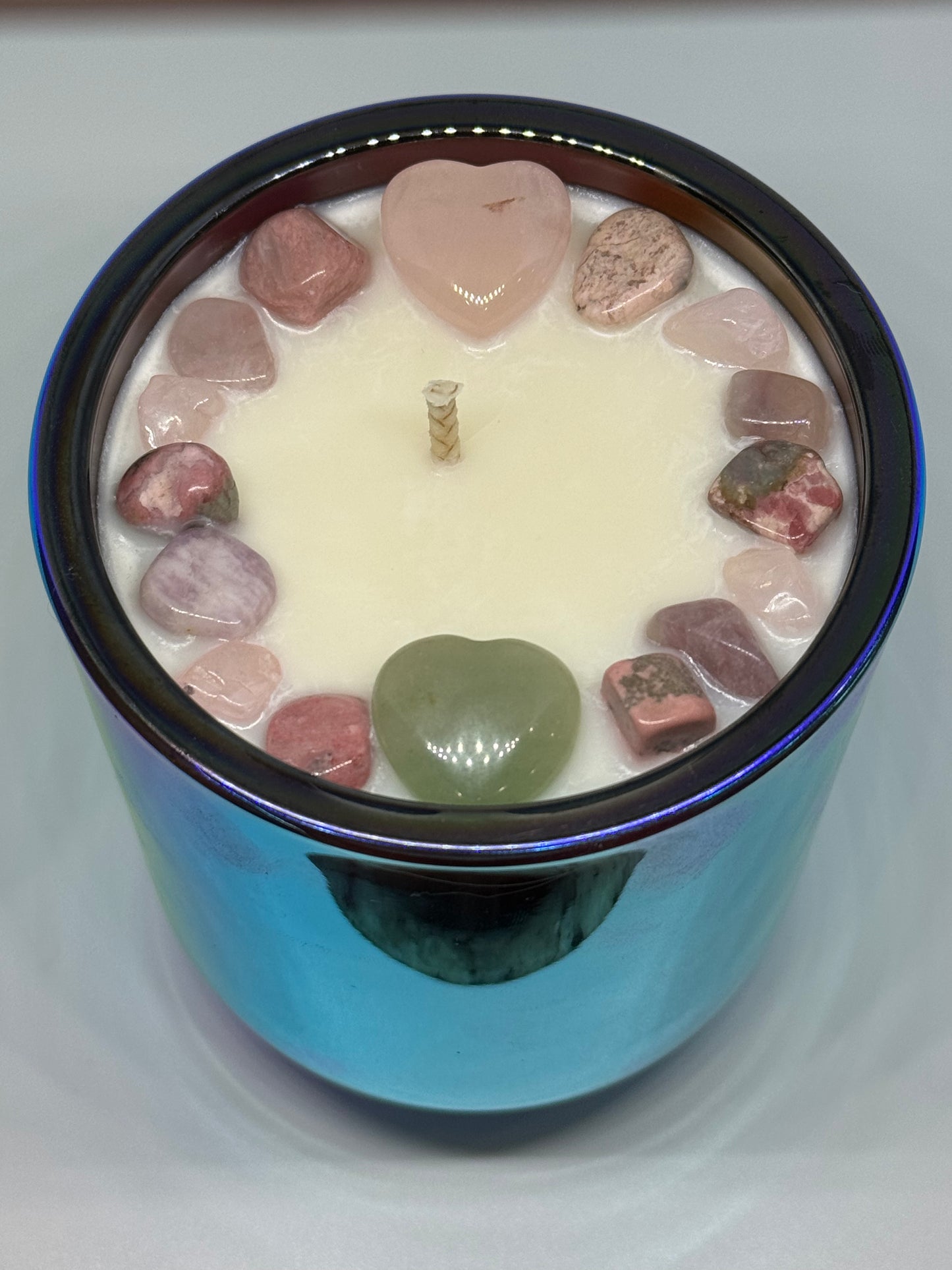 Love Letter – Self-Love Reiki Candle with Rose Quartz, Green Aventurine & Heart-Healing Intention